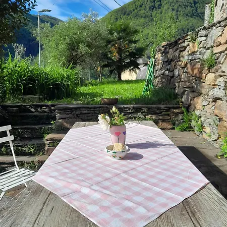 Bed & Breakfast Casa Di Lui E Luise - Yoga - Ayurveda - Kraeuter - *