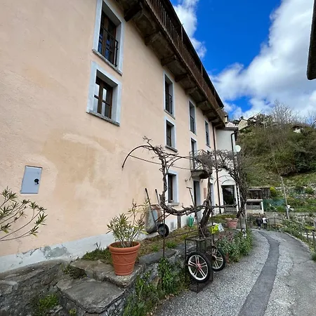 Casa Di Lui E Luise - Yoga - Ayurveda - Kraeuter - Bed & Breakfast *